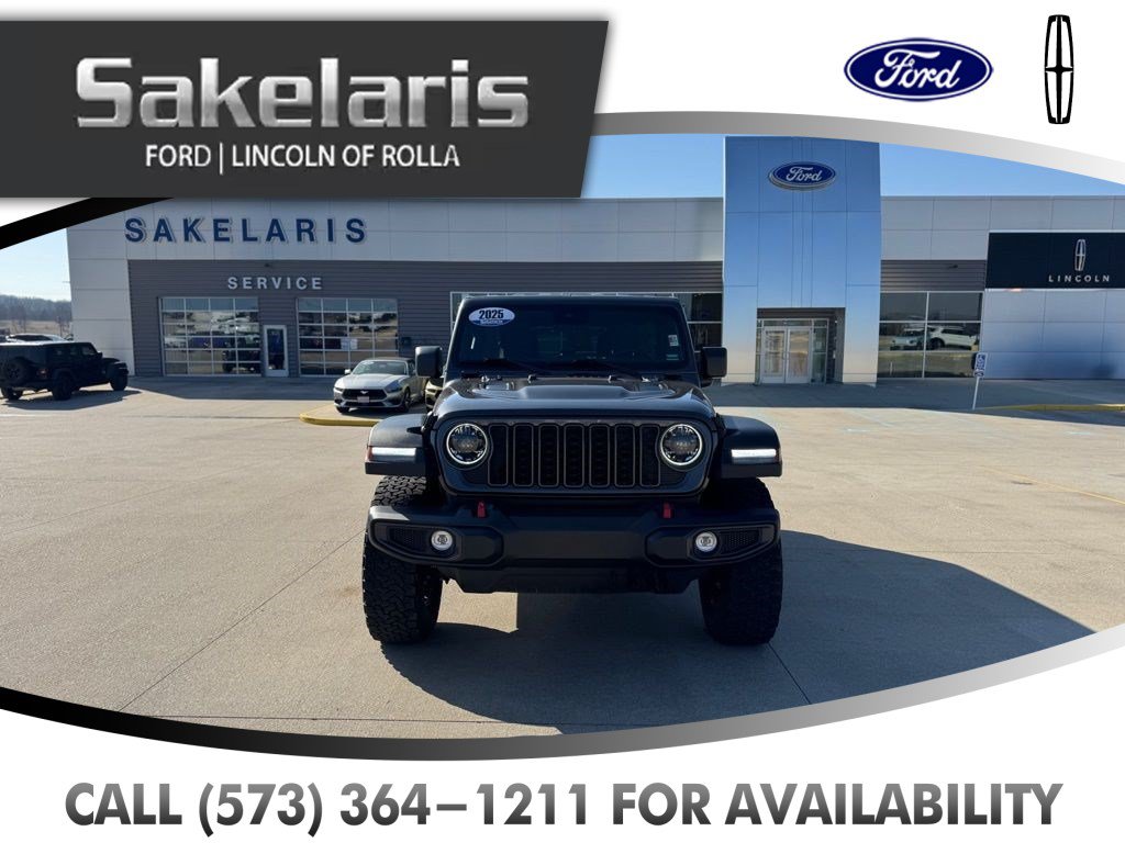 Used 2025 Jeep Wrangler Unlimited Rubicon AWD/4WD image 2