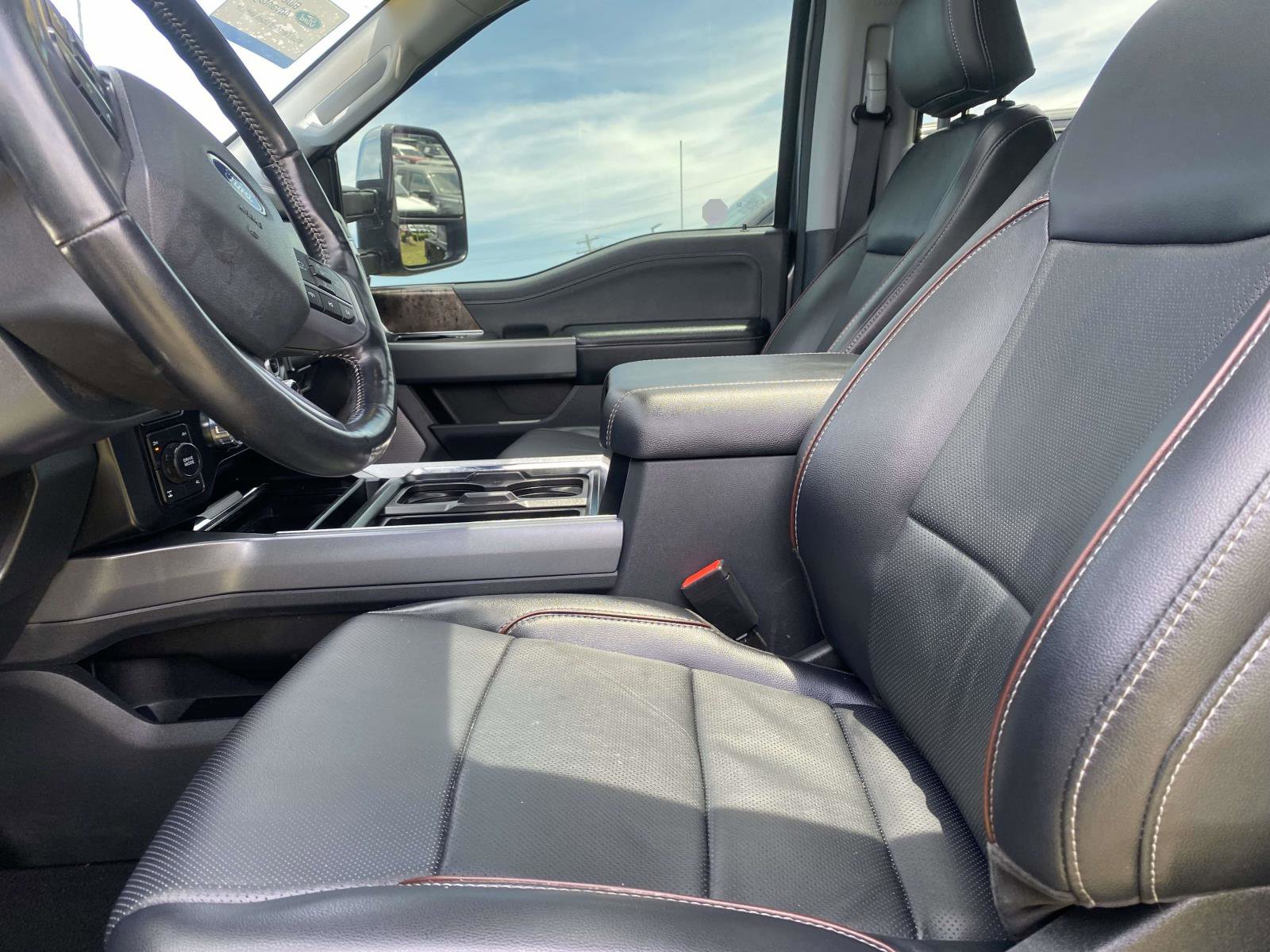 Certified 2024 Ford F250 Lariat w/ Lariat Ultimate Package AWD/4WD image 14