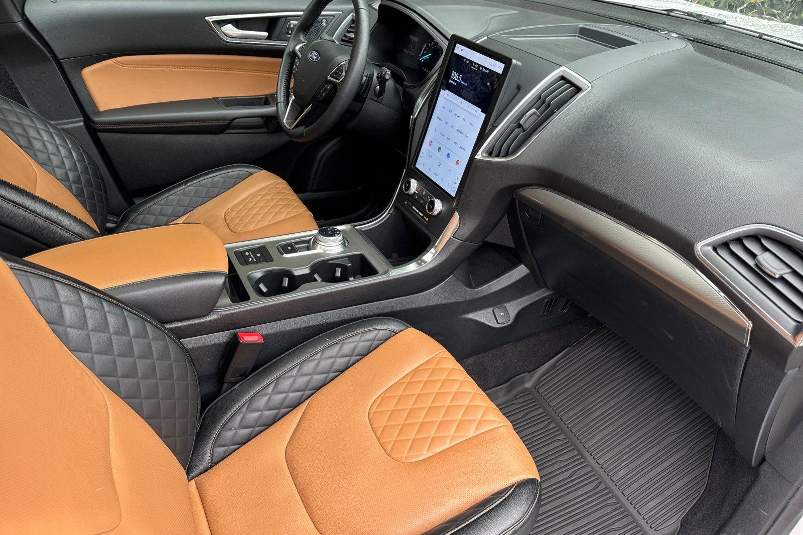 Certified 2024 Ford Edge Titanium w/ Titanium Elite Package image 13