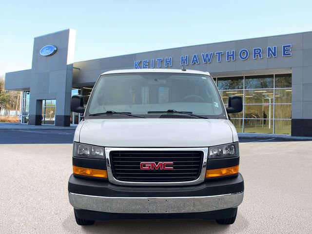 Used 2025 GMC Savana 2500 w/ Driver Convenience Package RWD image 2