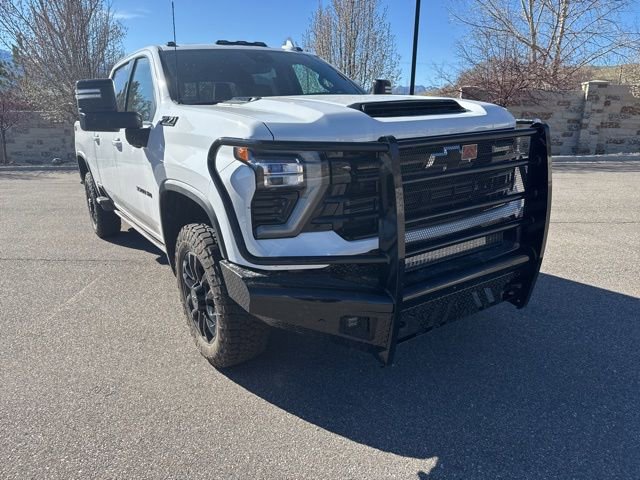Used 2025 Chevrolet Silverado 3500 LTZ w/ LTZ Plus Package AWD/4WD image 14