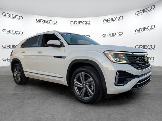 Used 2024 Volkswagen Atlas Cross Sport SEL R-Line AWD/4WD image 4