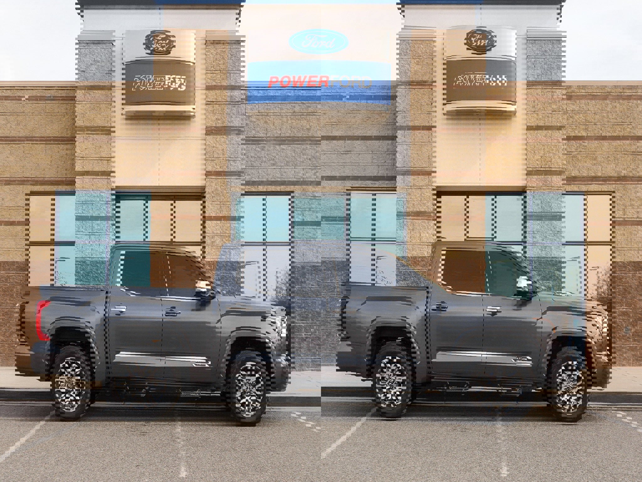 Used 2023 Toyota Tundra 1794 Edition image 5