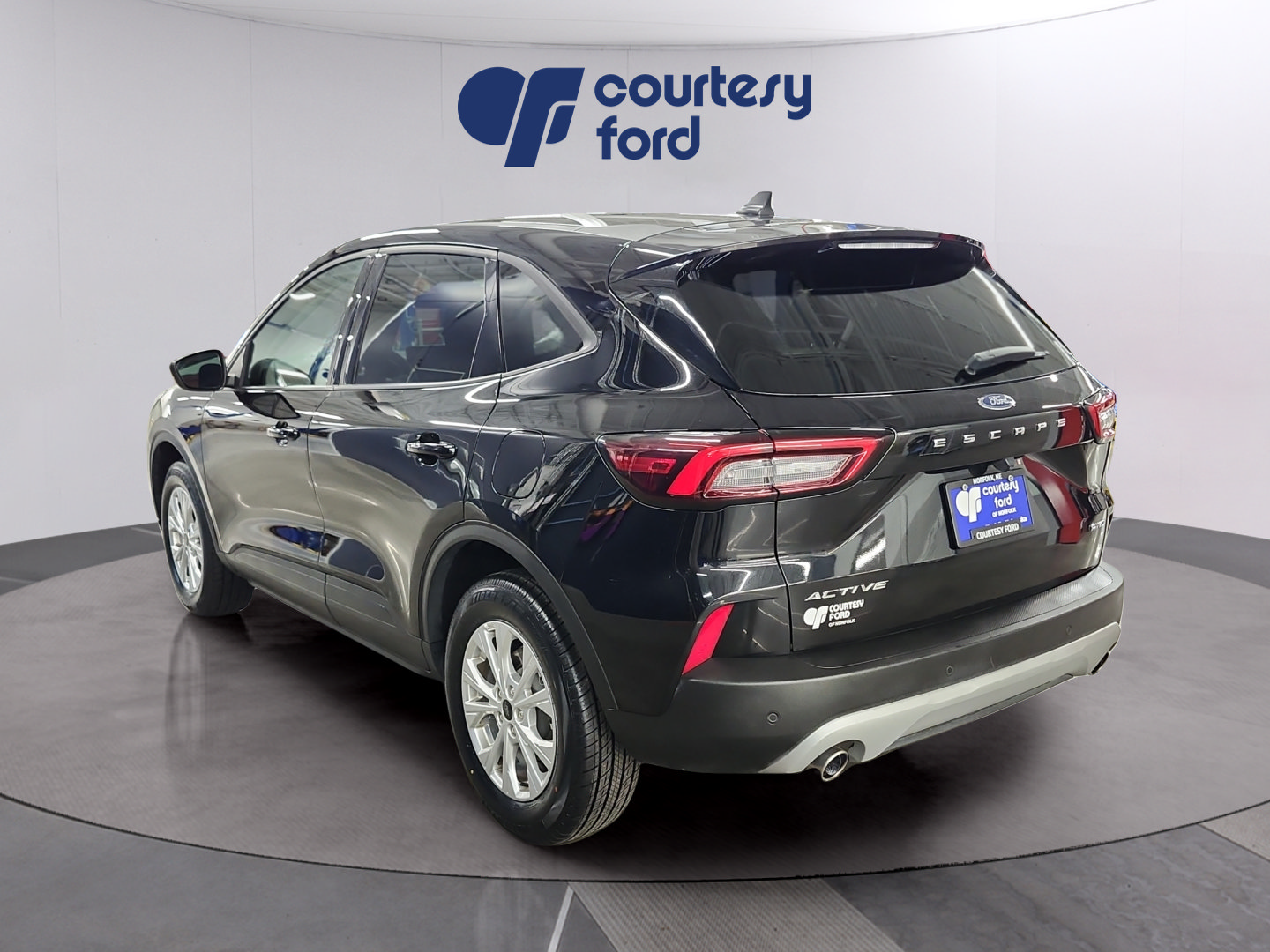Certified 2025 Ford Escape Active w/ Tech Pack #1 AWD/4WD image 5