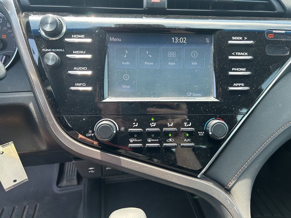 Used 2018 Toyota Camry LE FWD image 26