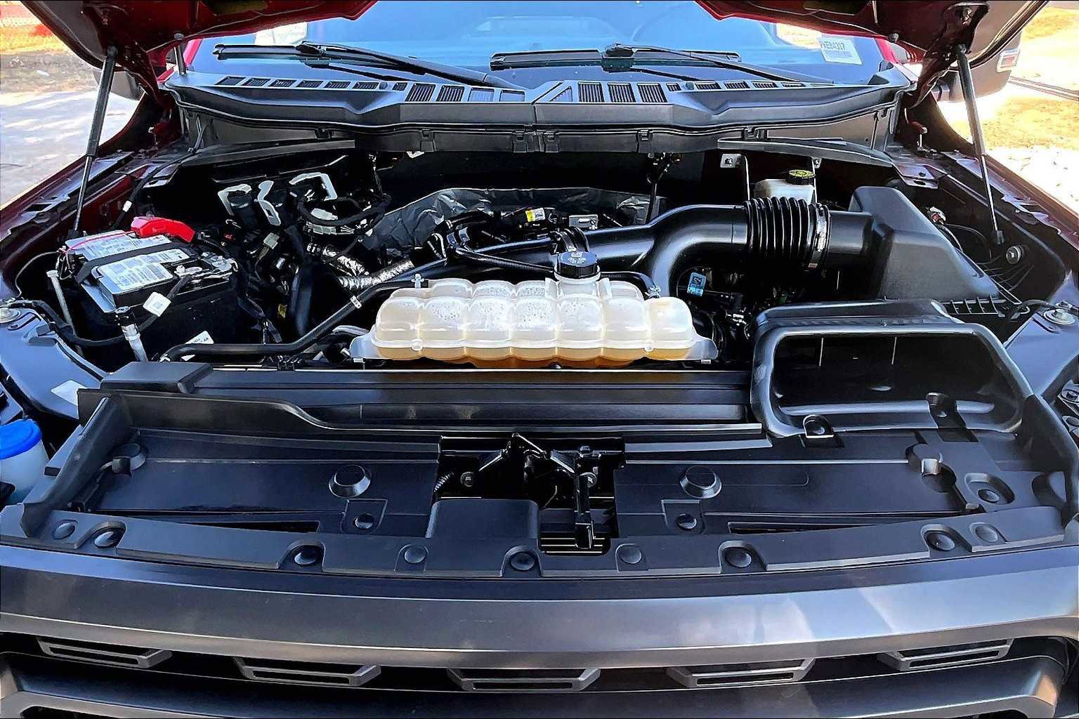 Certified 2023 Ford F150 XLT w/ Equipment Group 302A High image 32