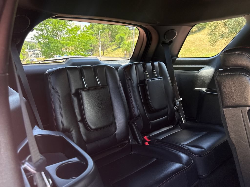 Certified 2018 Ford Explorer Sport AWD/4WD image 28