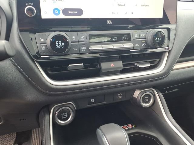 Used 2024 Toyota Grand Highlander FWD image 21