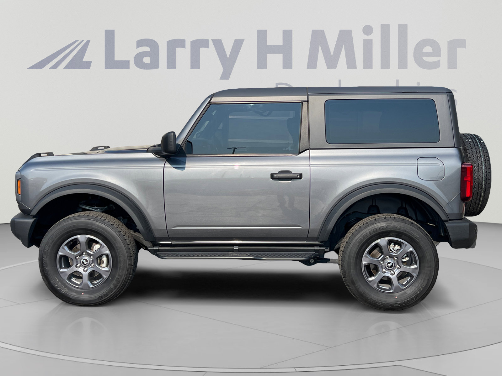 Certified 2024 Ford Bronco Big Bend AWD/4WD image 2