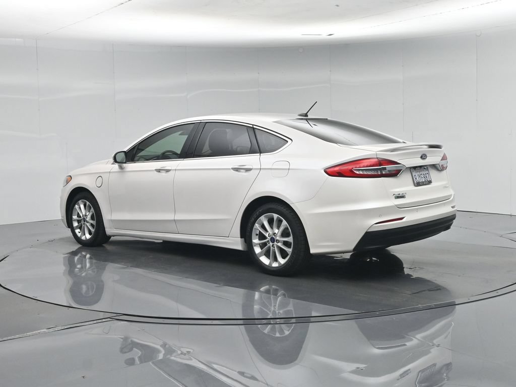 Certified 2019 Ford Fusion Energi Titanium FWD image 7