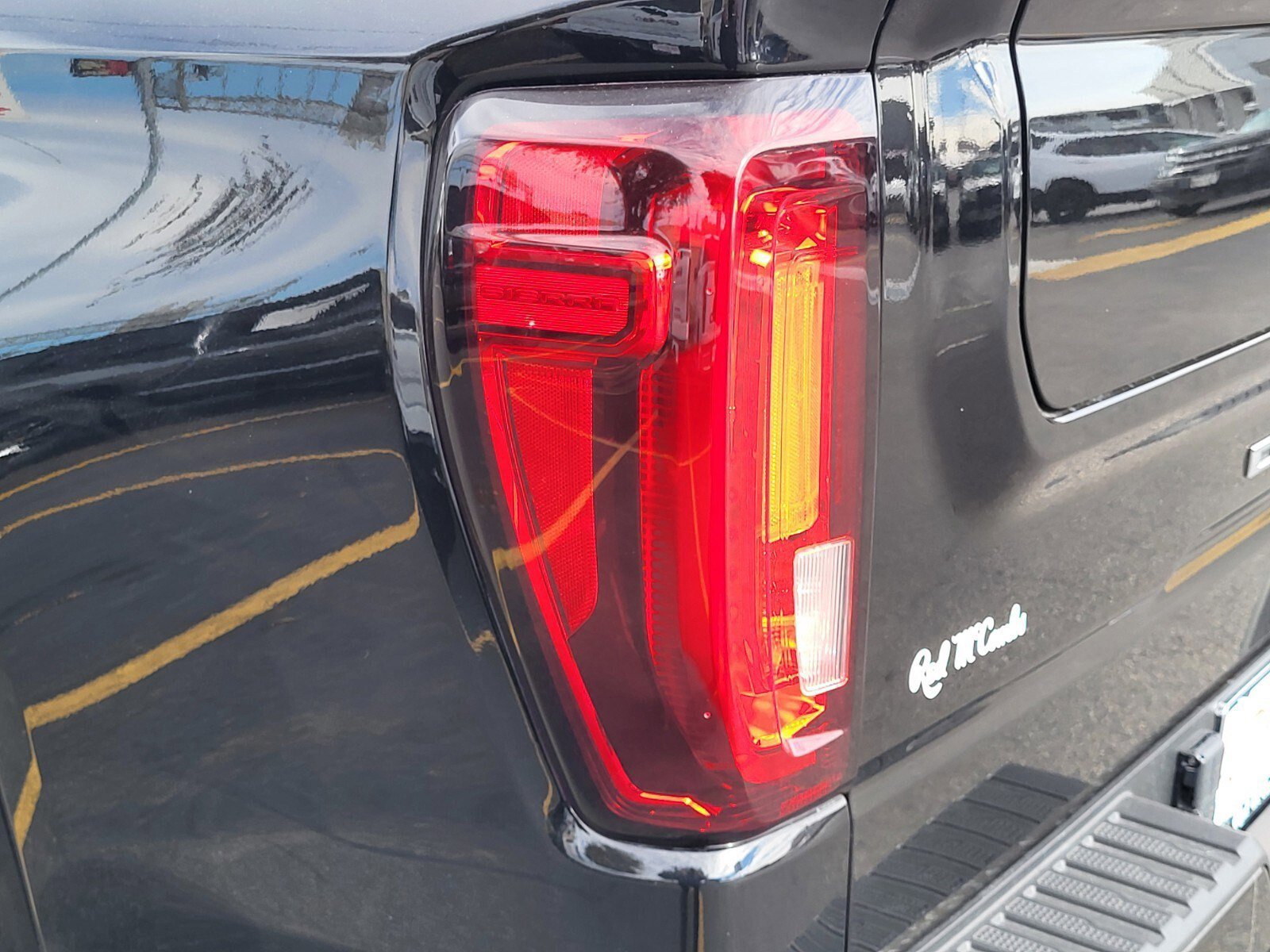 Used 2022 GMC Sierra 1500 Denali Ultimate image 10