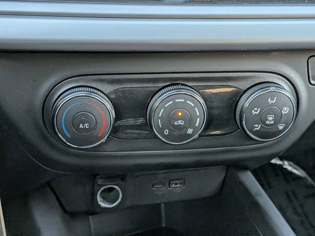 Used 2025 Chevrolet Trax LS FWD image 19