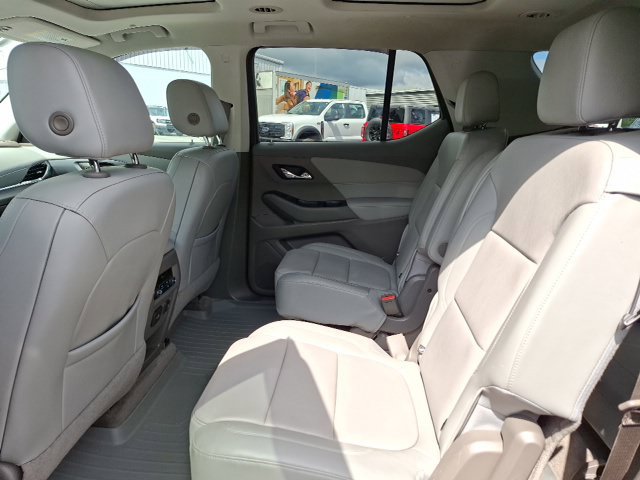 Used 2020 Chevrolet Traverse Premier FWD image 31