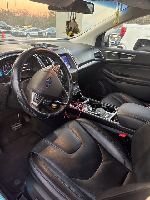 Certified 2020 Ford Edge Titanium w/ Equipment Group 301A image 5