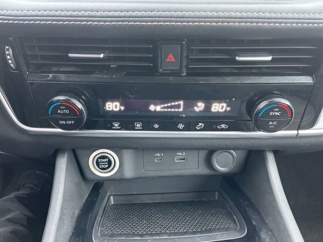 Used 2021 Nissan Rogue SV image 22