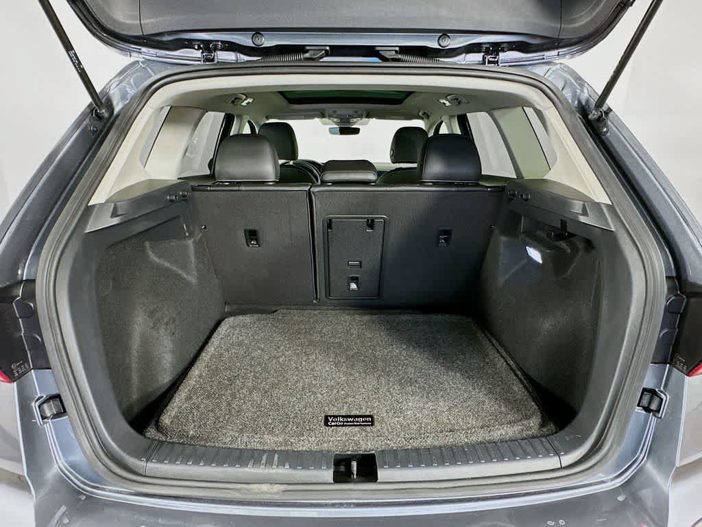 Used 2024 Volkswagen Taos SE w/ Panoramic Sunroof Package AWD/4WD image 21