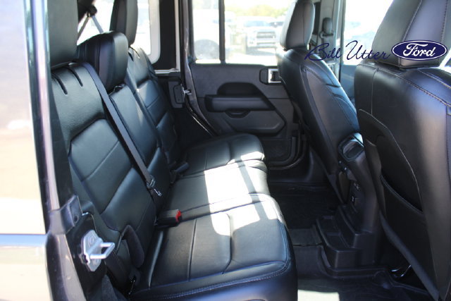 Used 2020 Jeep Wrangler Unlimited Sahara AWD/4WD image 12