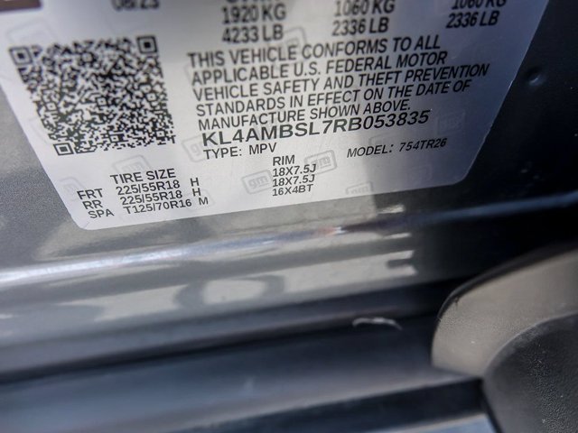 Used 2024 Buick Encore GX Preferred w/ Comfort Package FWD image 34