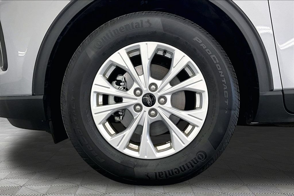 Certified 2023 Ford Escape Active AWD/4WD image 9