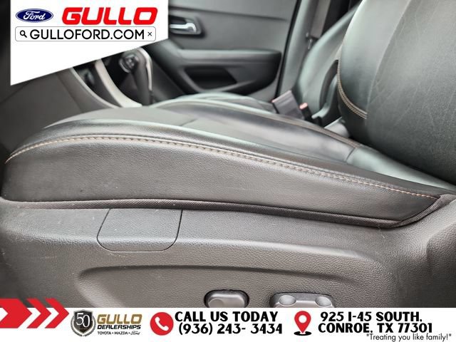 Used 2017 Chevrolet Trax LT w/ LT Convenience Package FWD image 22