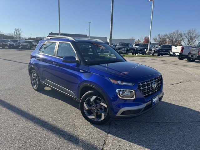 Used 2024 Hyundai Venue SEL
