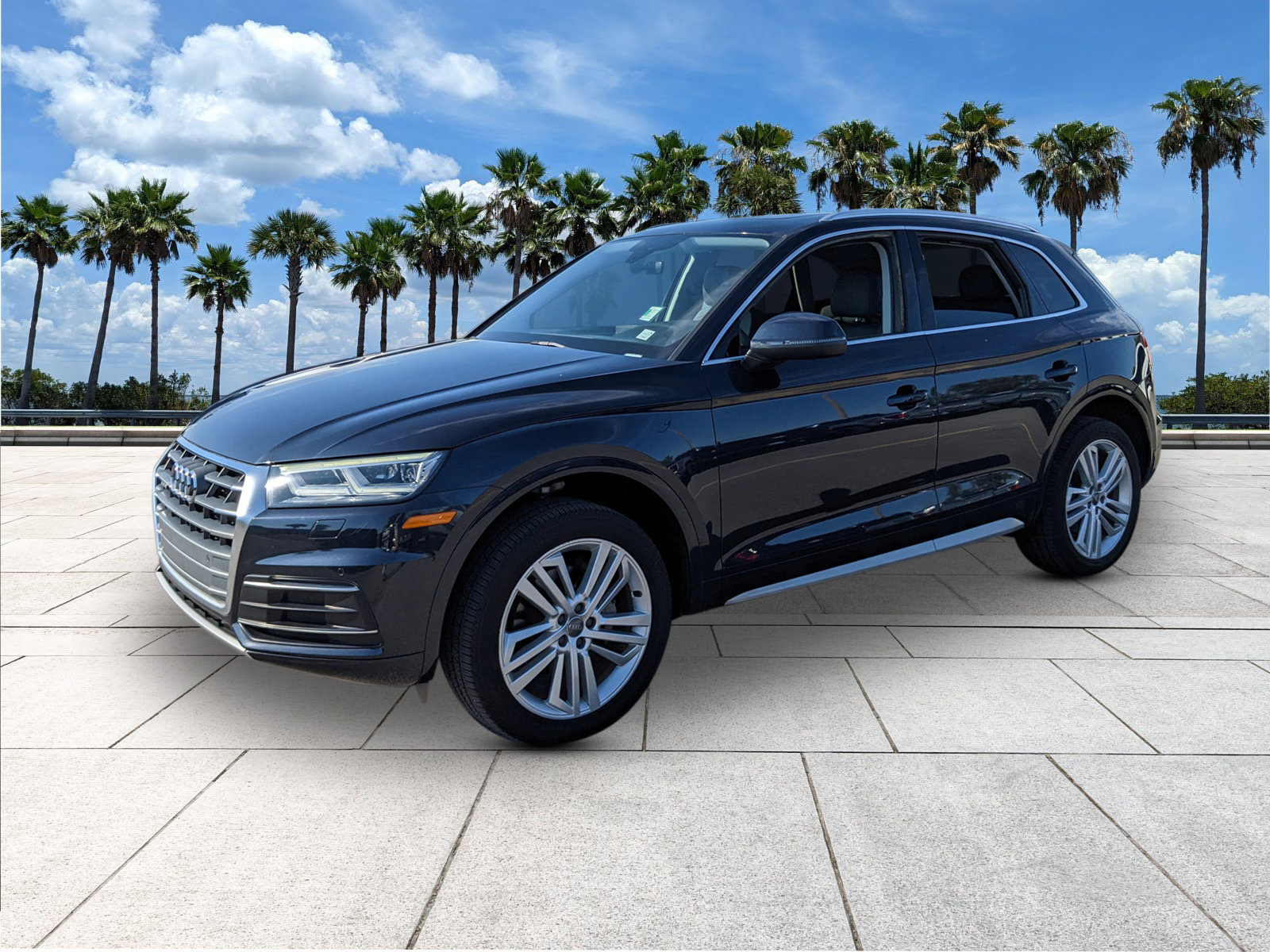 Used 2018 Audi Q5 2.0T Premium Plus w/ Premium Plus Package image 4