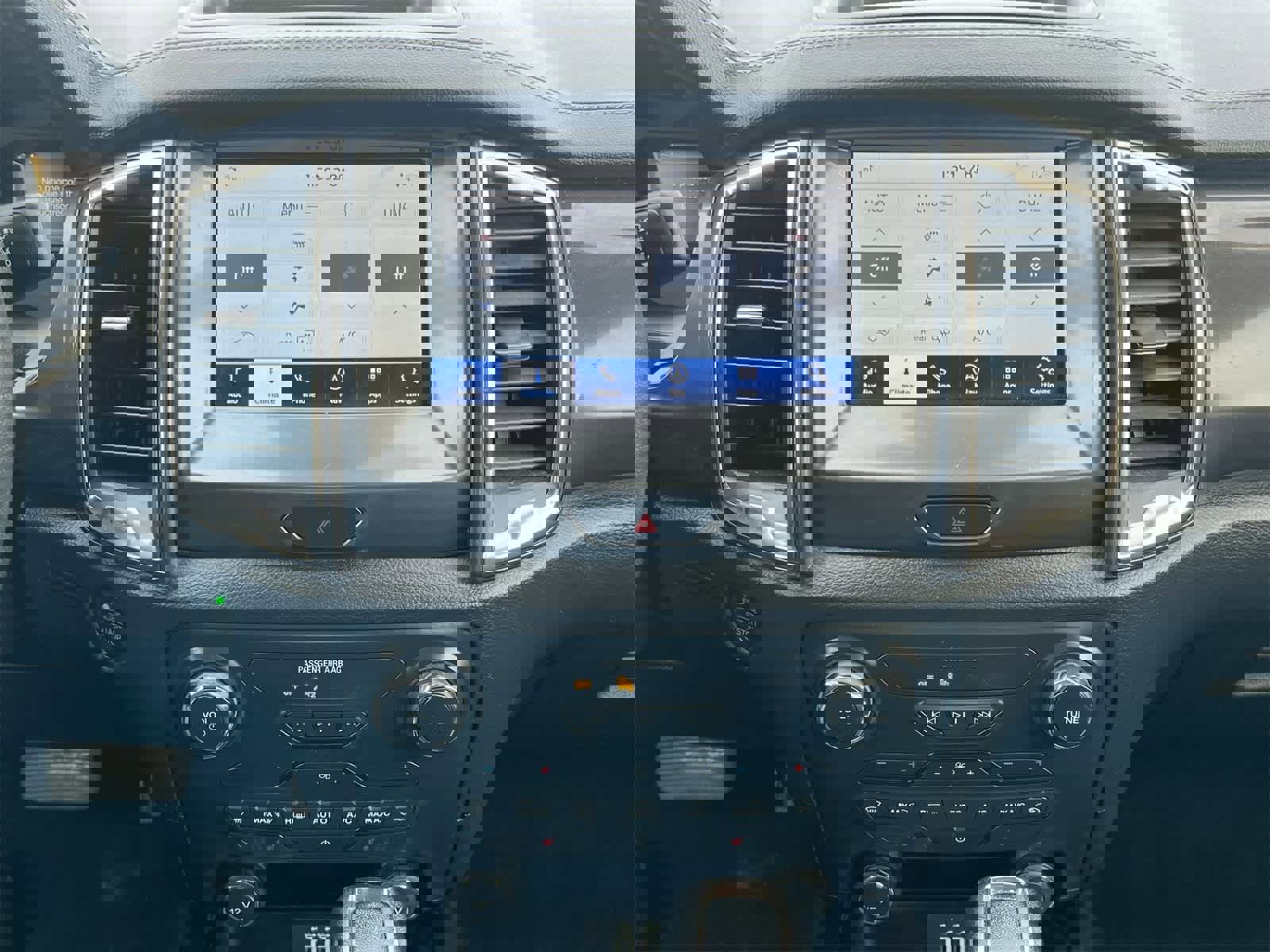 Certified 2021 Ford Ranger Lariat w/ Equipment Group 501A High image 28