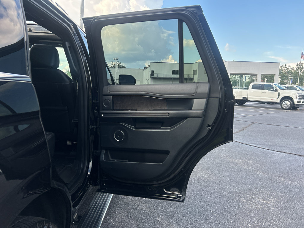 Certified 2021 Ford Expedition Limited RWD image 27