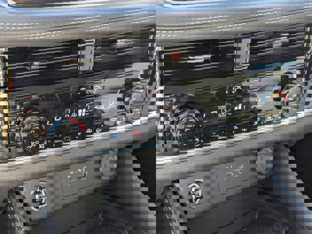 Used 2021 Nissan Rogue SL w/ Premium Package image 27