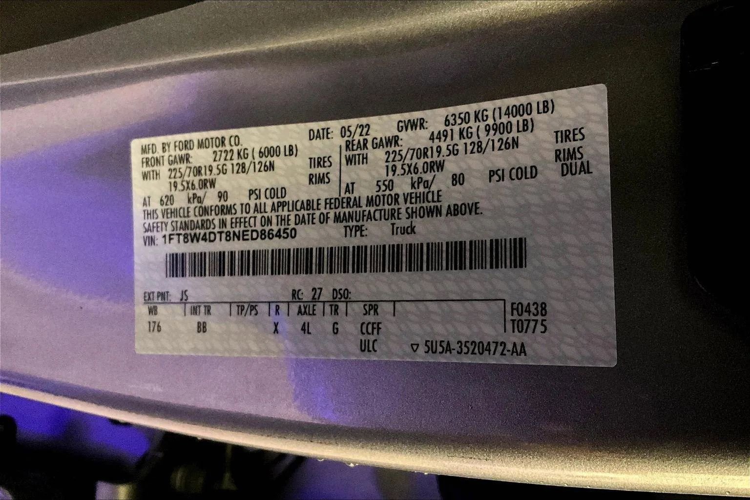 Certified 2022 Ford F450 Platinum w/ FX4 Off-Road Package image 34