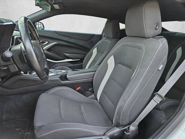 Used 2023 Chevrolet Camaro LT RWD image 15
