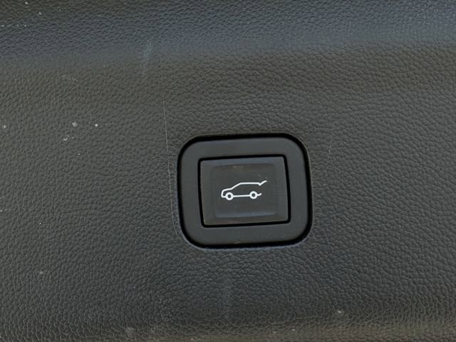 Used 2024 Buick Enclave Essence w/ Sport Touring Edition image 34