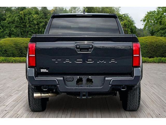 Used 2025 Toyota Tacoma TRD Off-Road AWD/4WD image 2