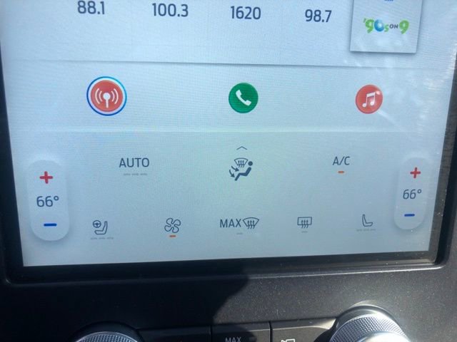 Certified 2022 Ford Edge SEL w/ Convenience Package AWD/4WD image 10