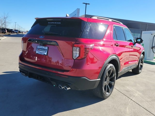 Certified 2024 Ford Explorer ST w/ Equipment Group 401A image 3