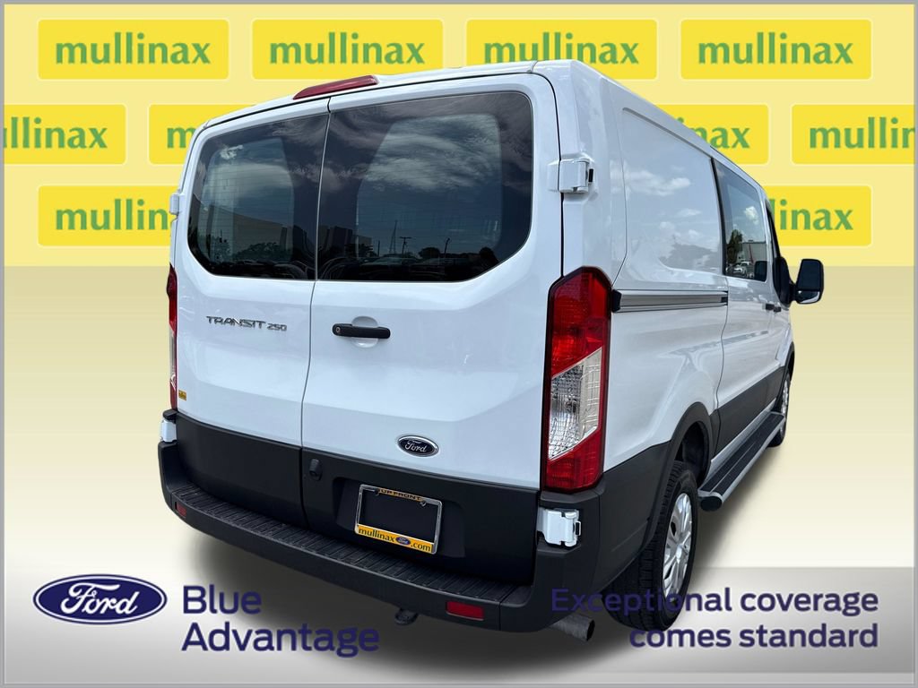 Certified 2025 Ford Transit 250 Low Roof w/ Exterior Upgrade Package RWD image 4