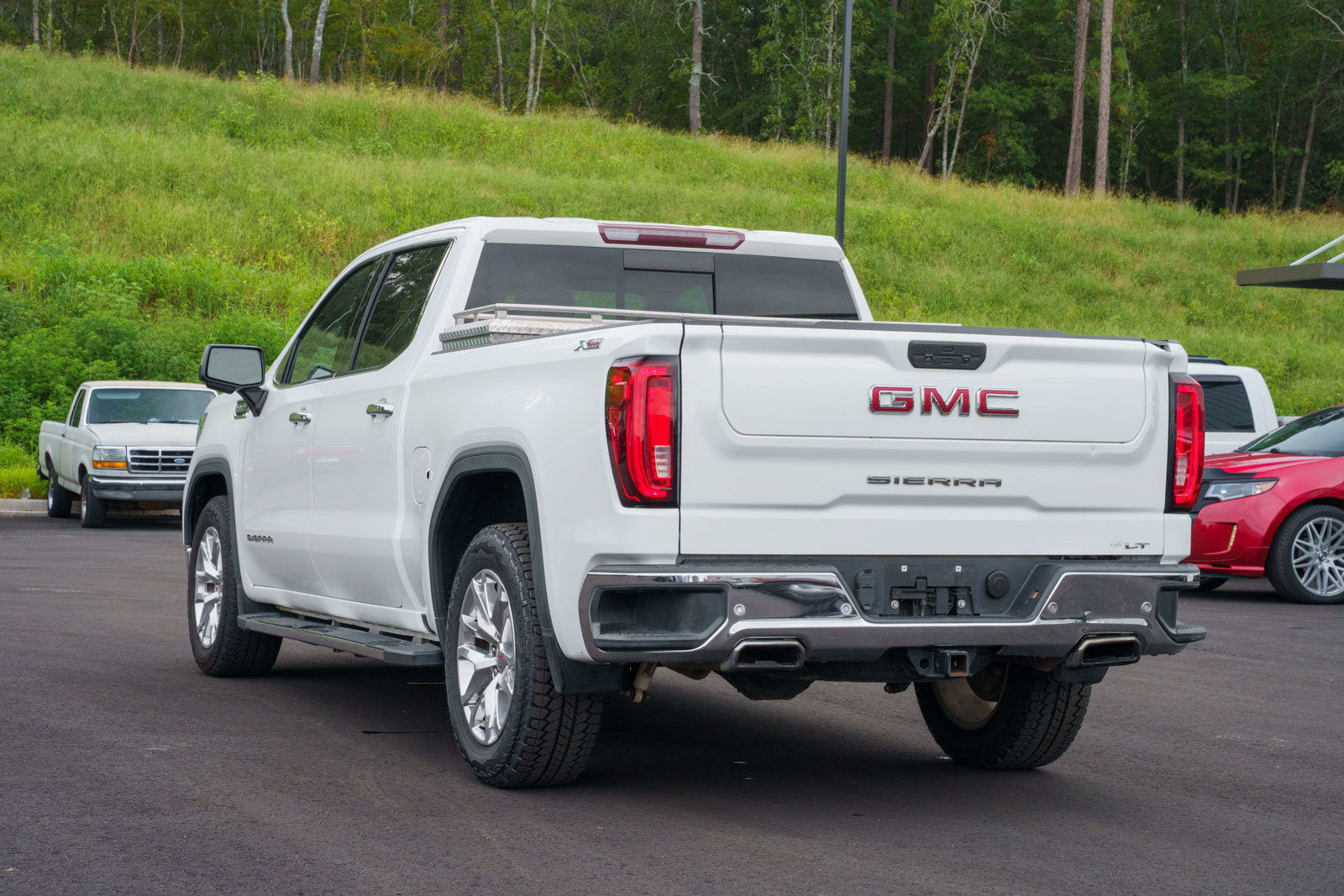 Used 2020 GMC Sierra 1500 SLT w/ SLT Premium Plus Package AWD/4WD image 5