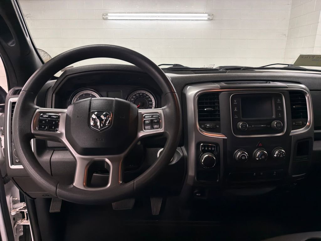Used 2024 RAM 1500 Classic Warlock RWD image 9