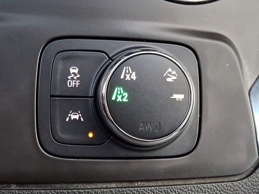 Used 2020 Chevrolet Traverse Premier w/ Redline Edition image 27