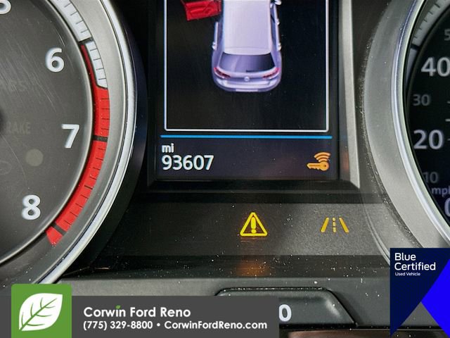 Used 2017 Volkswagen Golf R 4-Door image 16