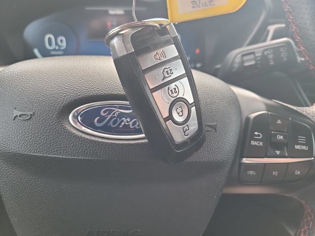 Certified 2023 Ford Escape ST-Line Elite AWD/4WD image 31