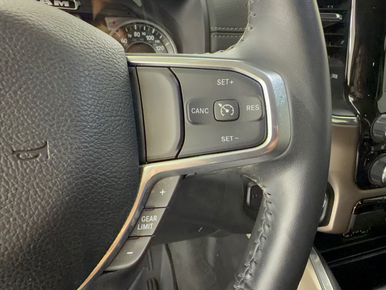 Used 2022 RAM 1500 Laramie RWD image 19