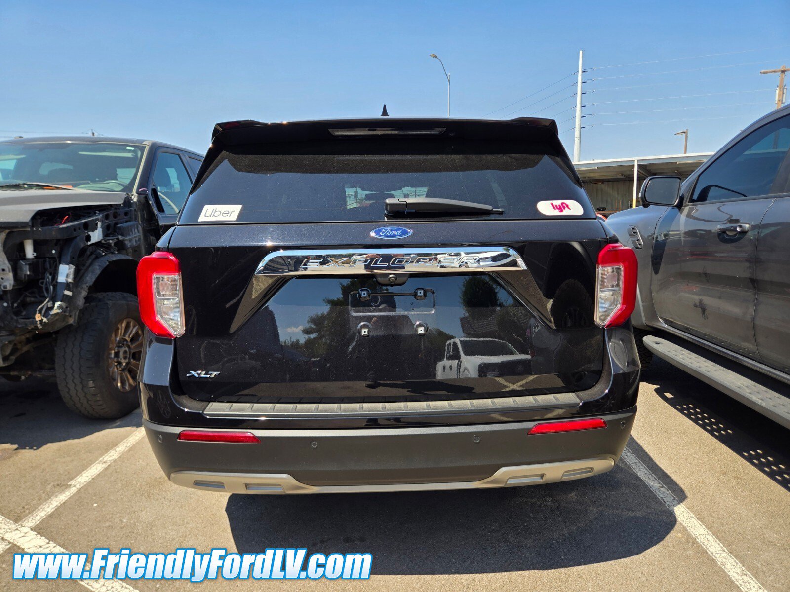 Certified 2022 Ford Explorer XLT w/ Equipment Group 202A RWD image 3