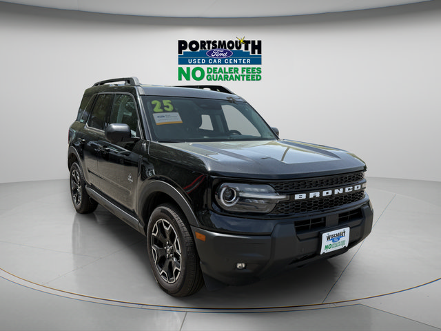 Certified 2025 Ford Bronco Sport Outer Banks w/ Outer Banks Tech Package+ AWD/4WD image 32
