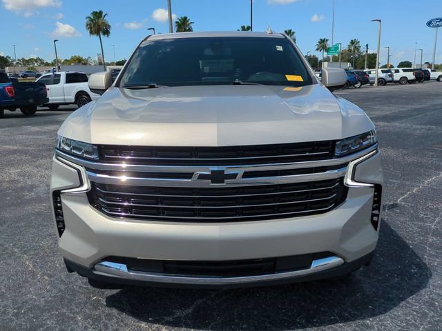 Used 2021 Chevrolet Suburban LT RWD image 3