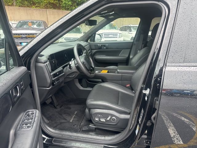 Used 2024 Hyundai Santa Fe Calligraphy AWD/4WD image 9