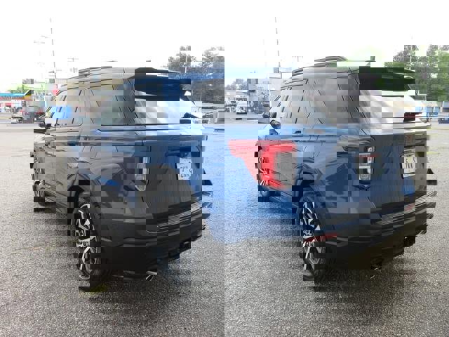 Certified 2022 Ford Explorer ST-Line w/ Class IV Trailer Tow Package image 3