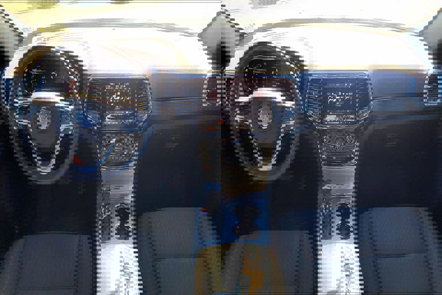 Used 2022 Jeep Grand Cherokee Laredo E w/ Security & Convenience Group image 13