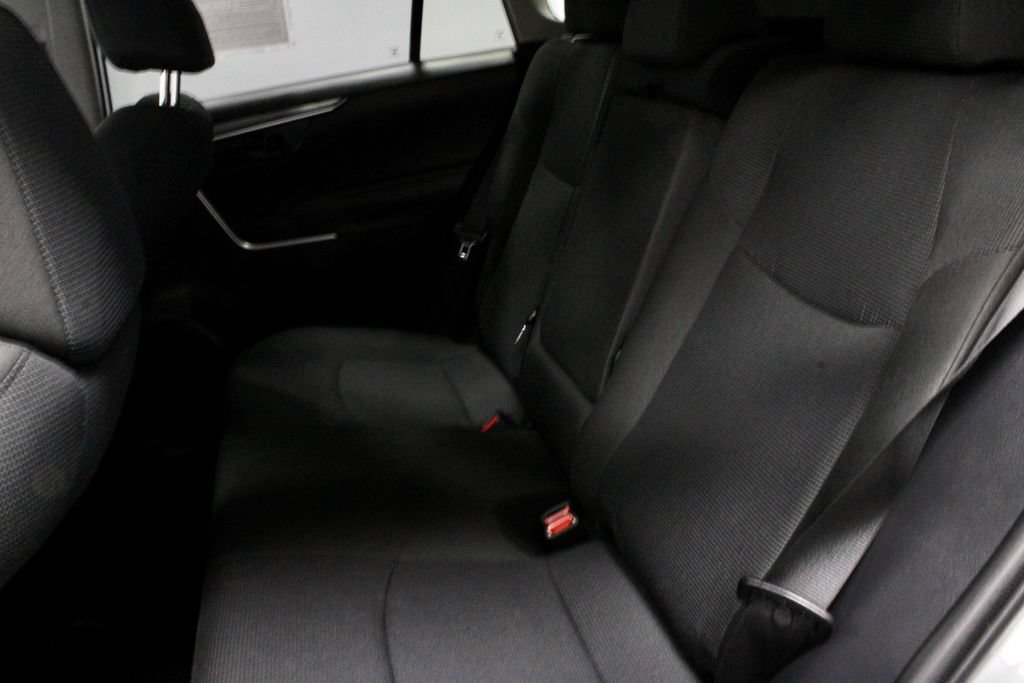 Used 2025 Toyota RAV4 LE AWD/4WD image 22