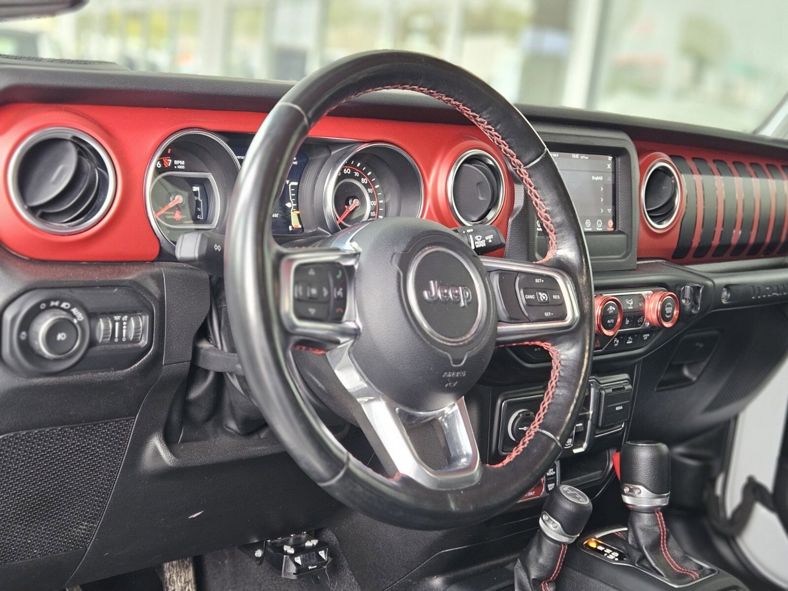 Used 2021 Jeep Wrangler Unlimited Rubicon w/ Xtreme Recon 35" Tire Package image 16